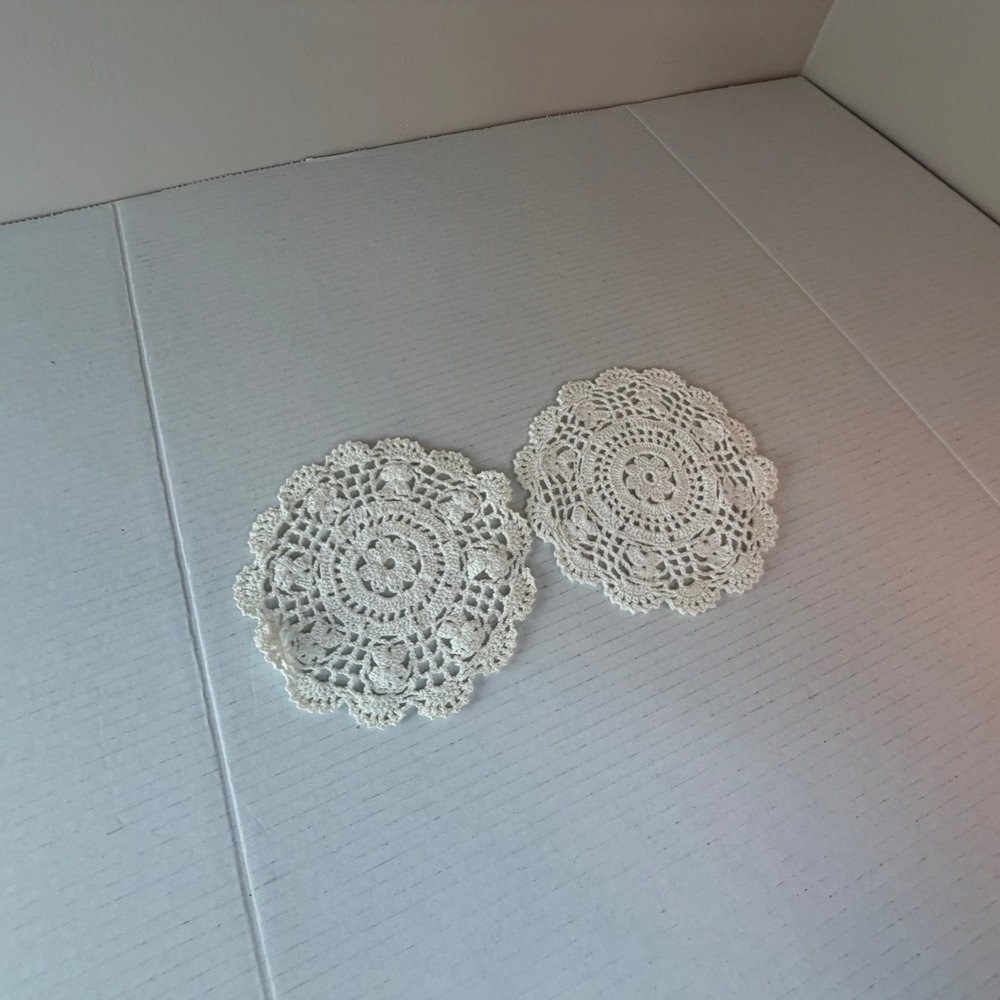 Vintage White Round Doilies Set of 2 Crochet Lace Floral Cottagecore Victorian